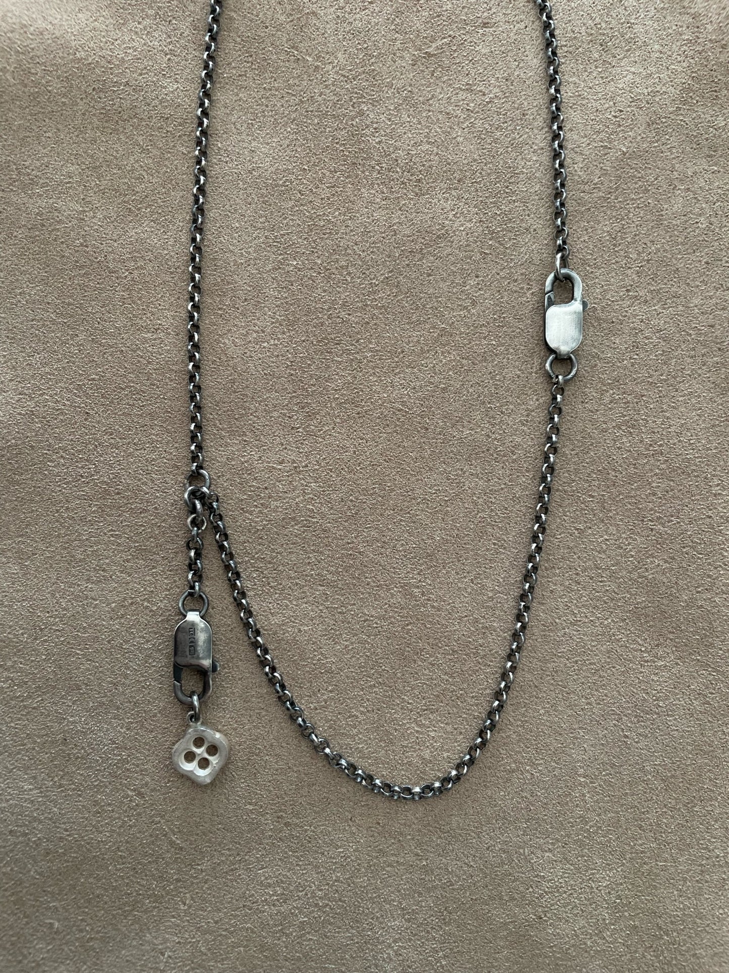 Multi pendant necklace