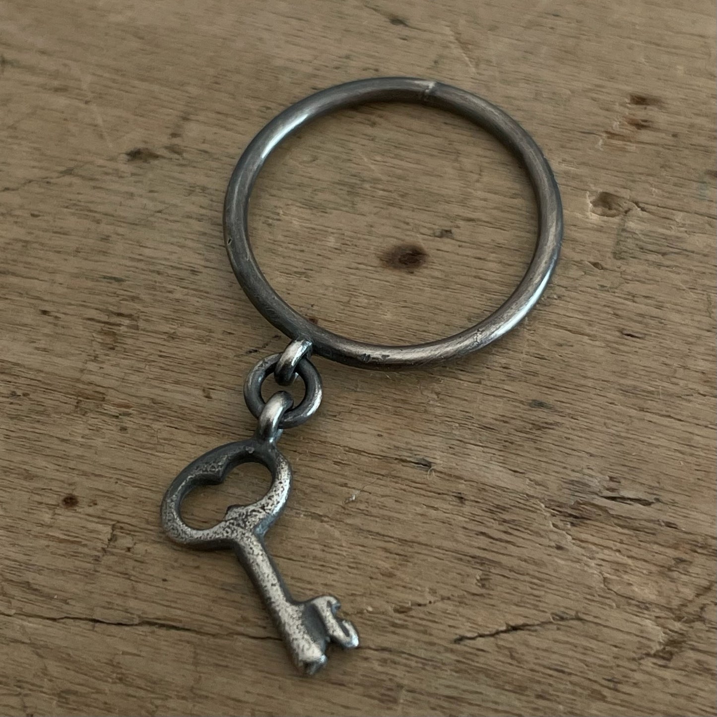 Key Pendant Ring