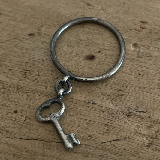 Key Pendant Ring